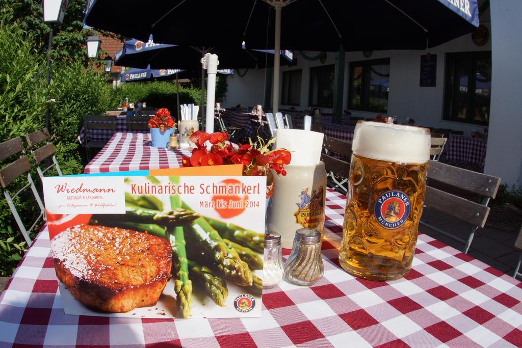 Gasthaus Und Landhotel Wiedmann Eresing Εξωτερικό φωτογραφία