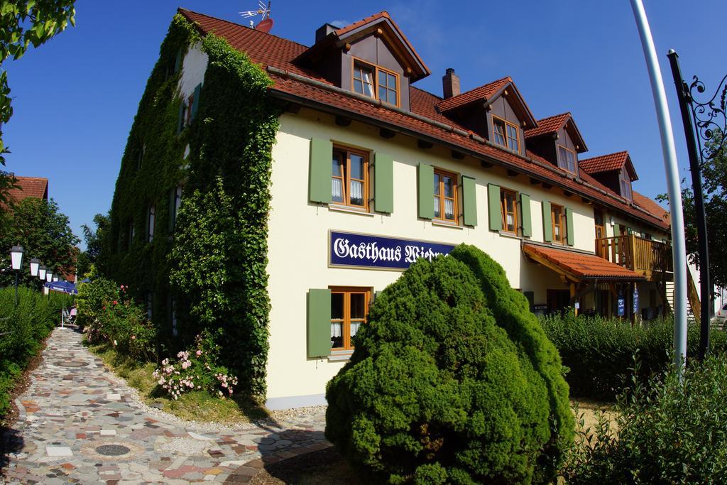 Gasthaus Und Landhotel Wiedmann Eresing Εξωτερικό φωτογραφία