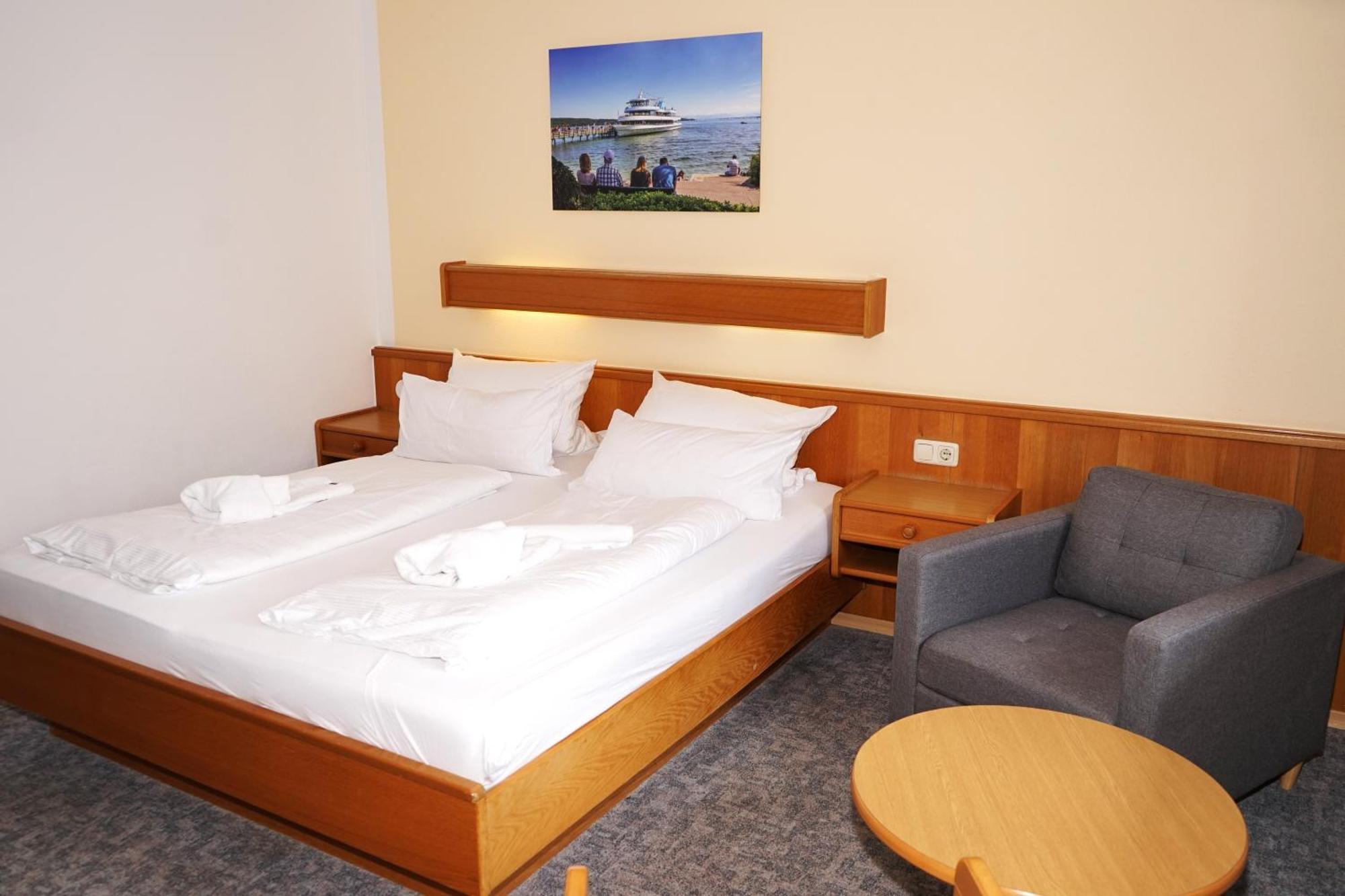 Gasthaus Und Landhotel Wiedmann Eresing Εξωτερικό φωτογραφία