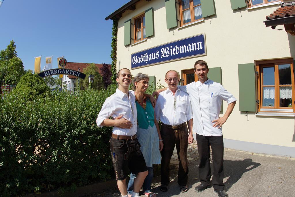 Gasthaus Und Landhotel Wiedmann Eresing Εξωτερικό φωτογραφία