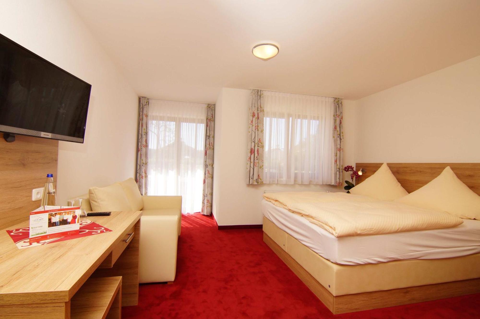 Gasthaus Und Landhotel Wiedmann Eresing Εξωτερικό φωτογραφία