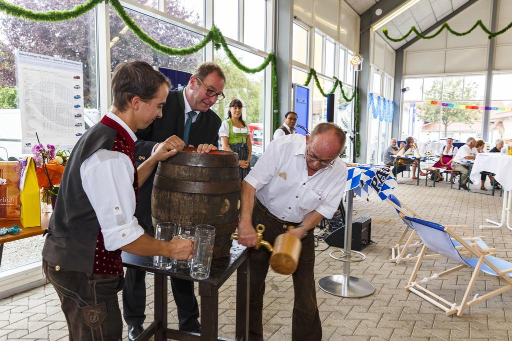 Gasthaus Und Landhotel Wiedmann Eresing Εξωτερικό φωτογραφία