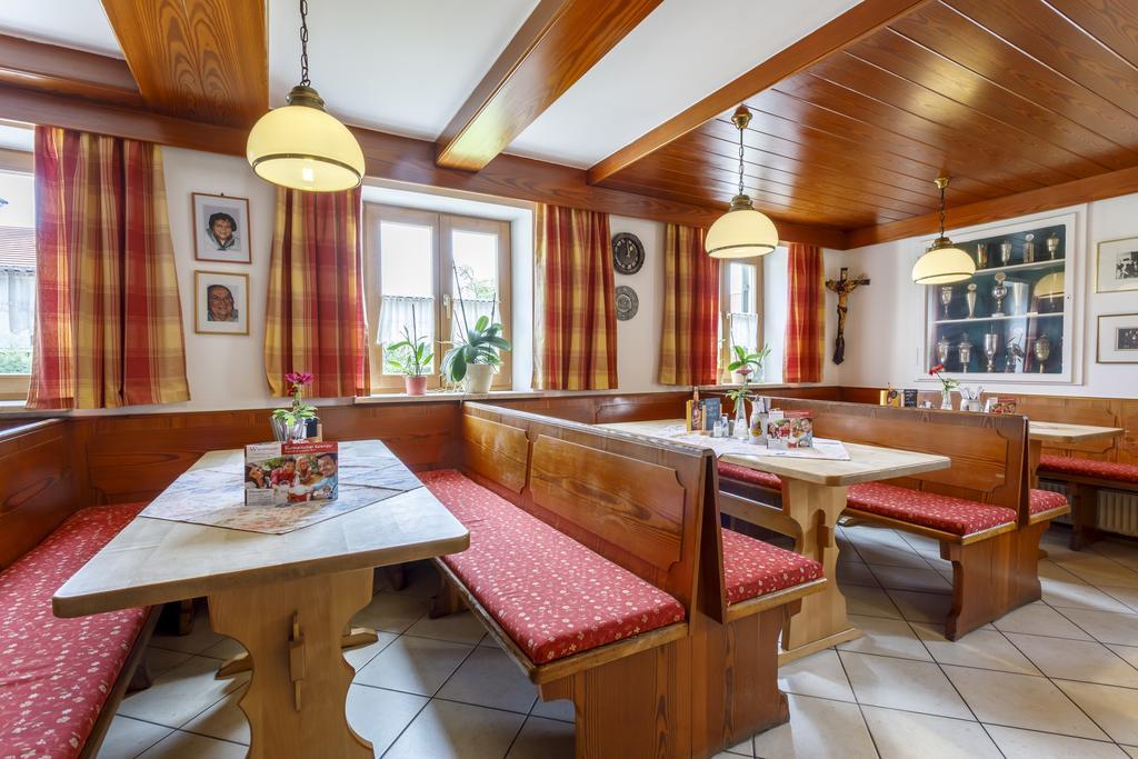 Gasthaus Und Landhotel Wiedmann Eresing Εξωτερικό φωτογραφία